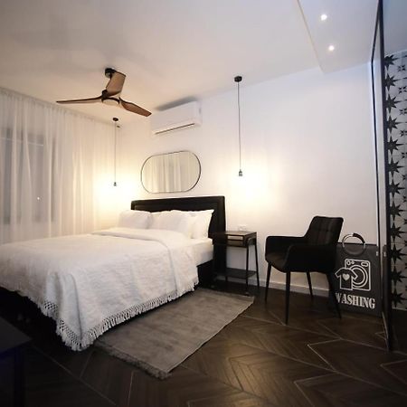 Z-32 Luxury Boutique Apartment Eilat Exterior photo